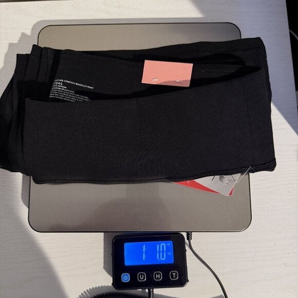 NWT Livi By Lane Bryant Women's Signature Stretch Bootcut Pants Size 22/24 Black - Picture 10 of 10